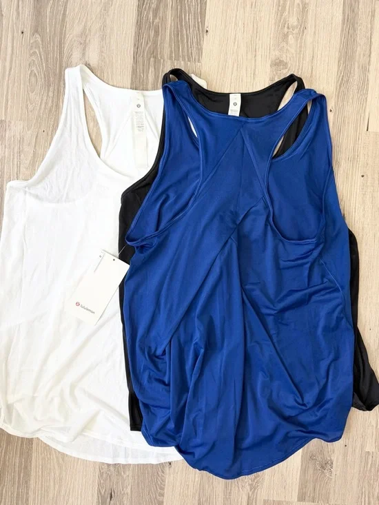 Lululemon Bundle of 3 Essential Tanks * Pleated NWT - Picture 4 of 7